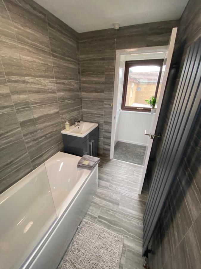 Newly Refurbished Beautiful Location 1 Bedroom Residential House Cramlington Ngoại thất bức ảnh